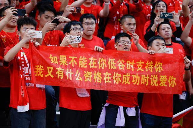 多特表现不佳，科瓦奇战术遭质疑